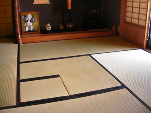 国産い草の畳表を使用した茶室