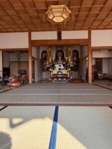 お寺と国産畳