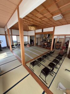 格式高いお寺と国産畳