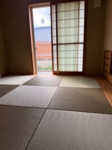 七島イを使用した琉球畳の和室