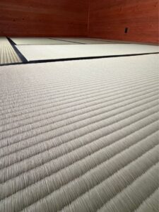 い草農家草野さんの珠玉の逸品「京の趣」の国産い草の和室