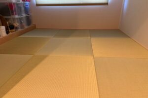 国産畳「京の趣」のヘリなし畳の和室