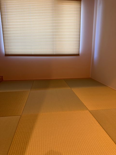 国産畳「京の趣」のヘリなし畳の和室